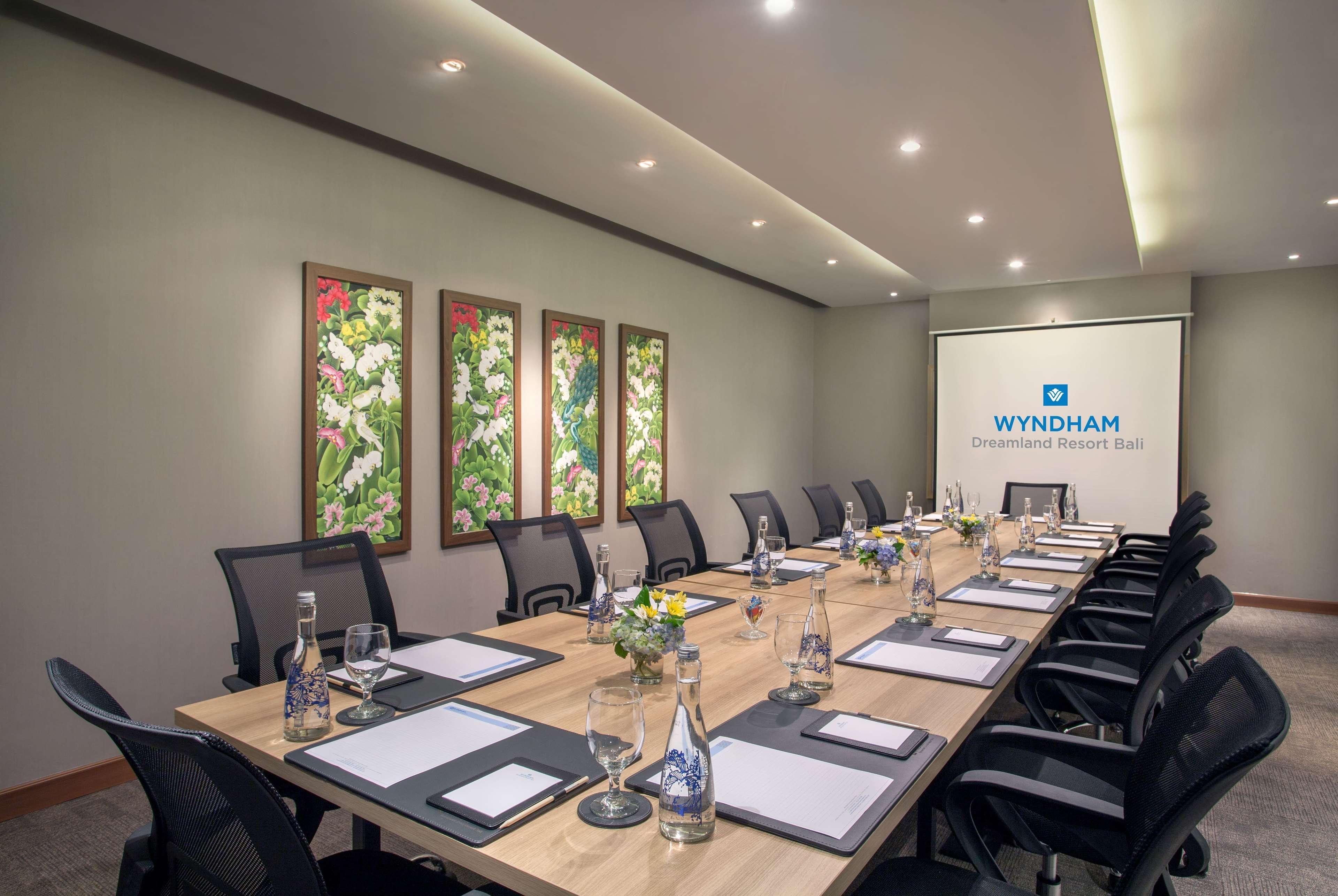 Wyndham Dreamland Resort Bali Uluwatu Екстериор снимка